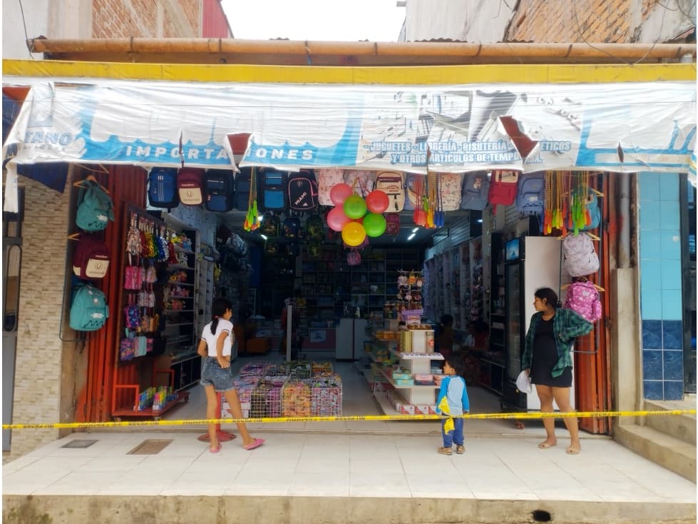 SE VENDE LOCAL COMERCIAL EN PLENO CENTRO DE YURIMAGUAS, LORETO - 1